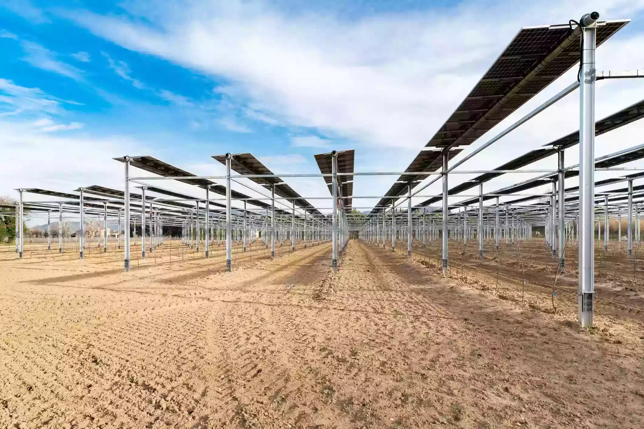 Installation agrivoltaique de SunAgri a Carpentras